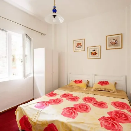 公寓 Georgi's House